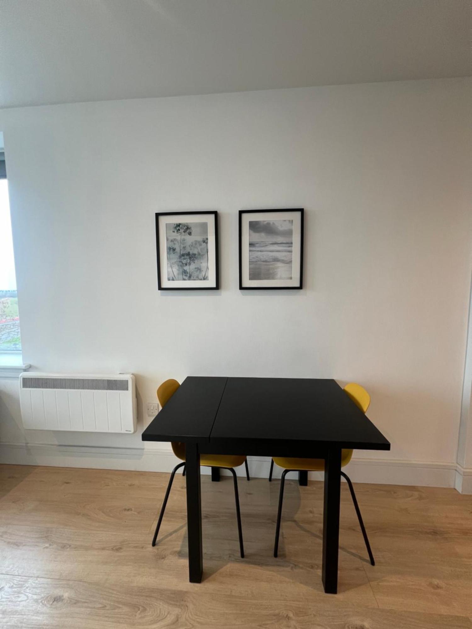London Heathrow Airport Apartment Voyager House Terminal 12345 - Ev Electric And Parking Available! Hillingdon Eksteriør billede